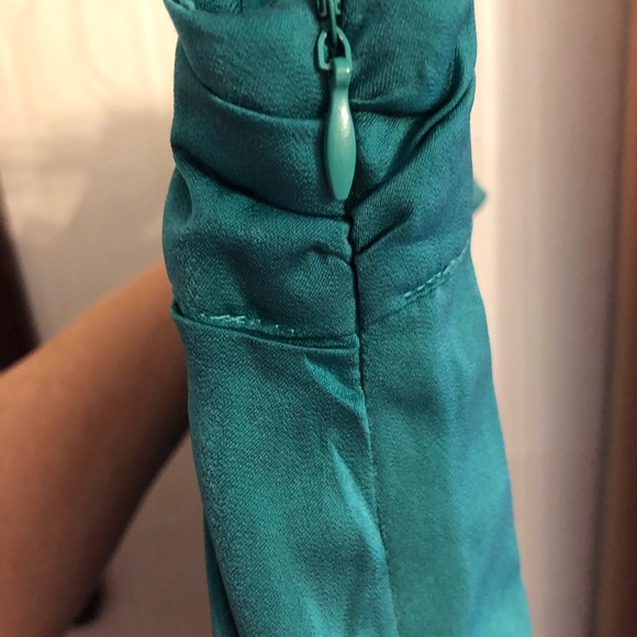 SATIN TWO PIECE SET
LONG SLEEVE WIDE LEG FORREST GREEN Size XL NWT - Picture 13 of 15